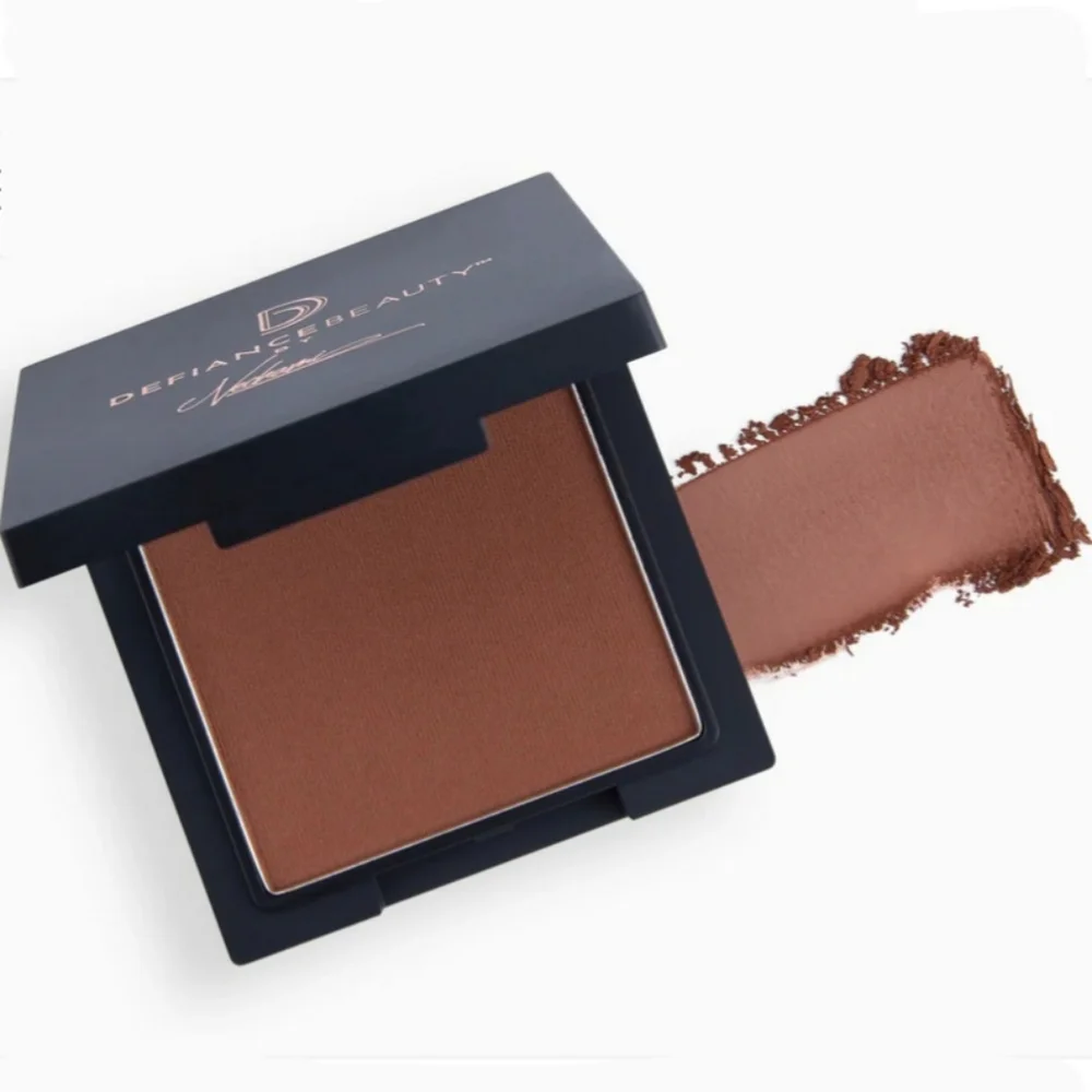 ⭐️$10 Add On⭐️ Defiance Beauty Satin Sovereign Bronzer in Immortal Envy